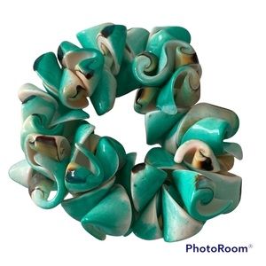Natural Sea Shell Elastic Bracelet Turquoise